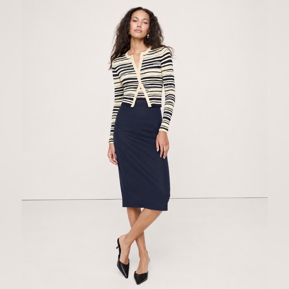 NWT! Banana Republic Stretch Linen-Viscose Pencil Skirt - Size 8 ✏️